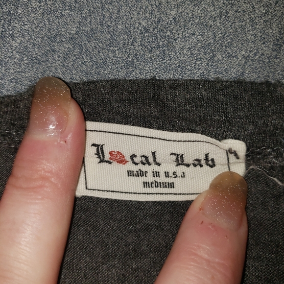 Local Lab Gray with Red Rose on front Pocket - Picture 5 of 5